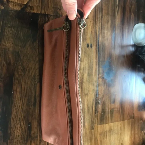 Elliot Lucca leather clutch. Like new. Beautiful neutral brown color. - Picture 4 of 8